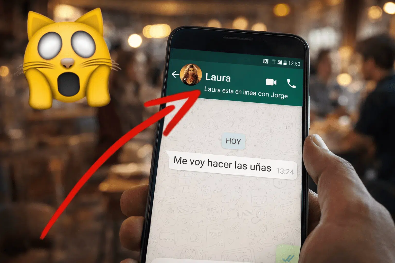 Truco oculto de WhatsApp que muestra cuando un contacto está en línea con otra persona, enfocado en privacidad y control del uso en 2026